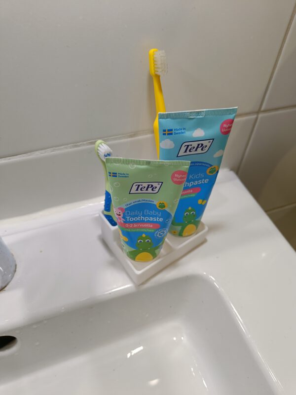 Hållare tandborstar